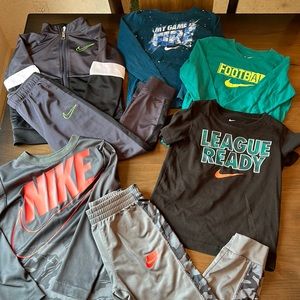 Boys Nike lot
